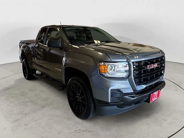 Used 2022 Gray GMC Elevation Standard image 8