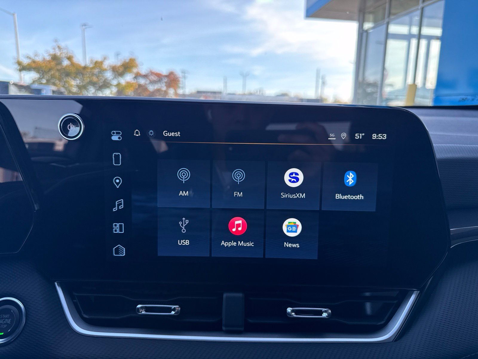 2027 Chevrolet Equinox LT - Photo 20