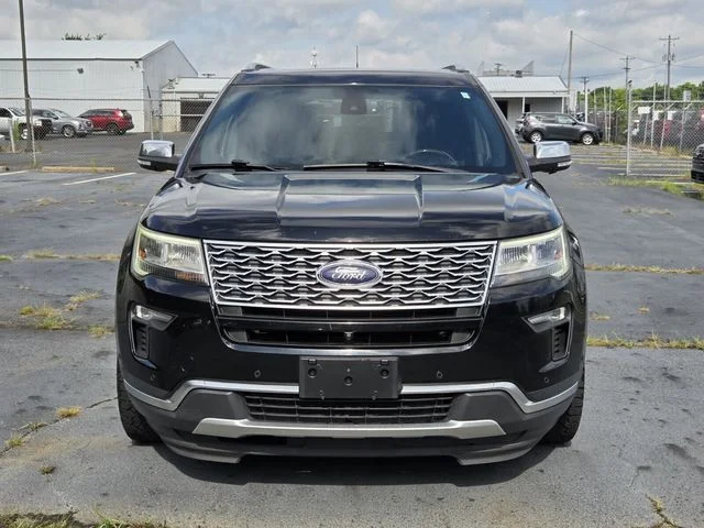 Used 2018 Black Ford Platinum image 8