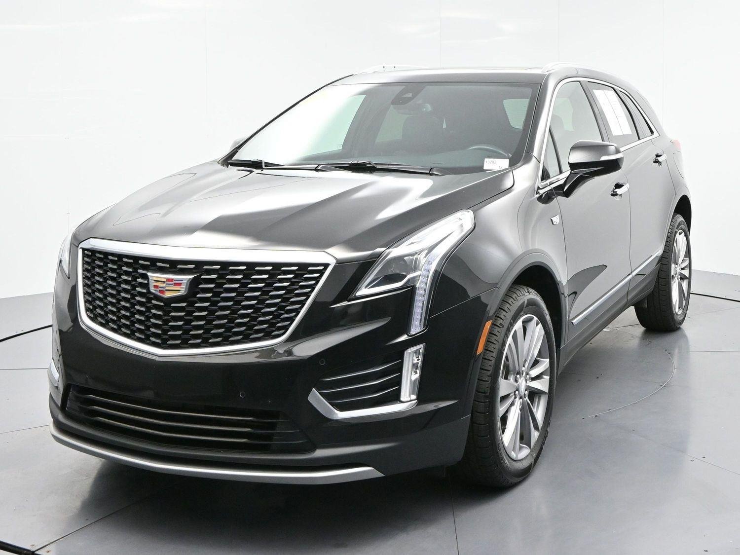 Used 2025 Stellar Black Metallic Cadillac Premium Luxury image 3