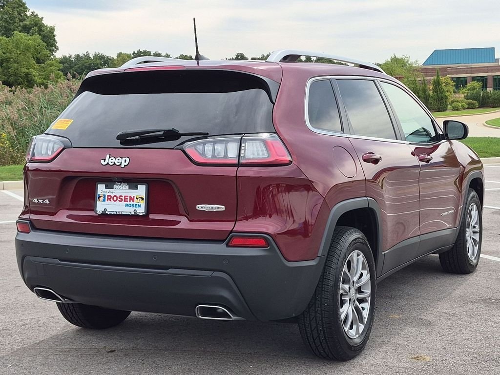 Used 2021 Red Jeep Latitude Lux image 7
