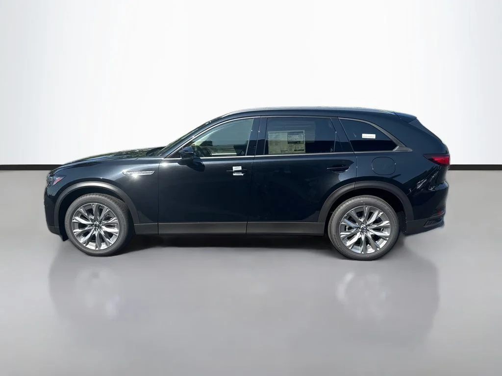 New 2026 Jet Black Mazda 3.3 Turbo Preferred image 6