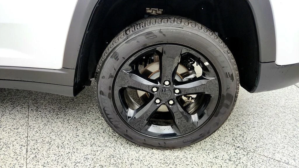 Used 2025 Bright White Clearcoat Jeep Altitude X 4x4 w/ 20