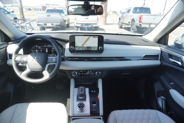 2025 Mitsubishi Outlander Plug-in Hybrid SEL - Photo 22