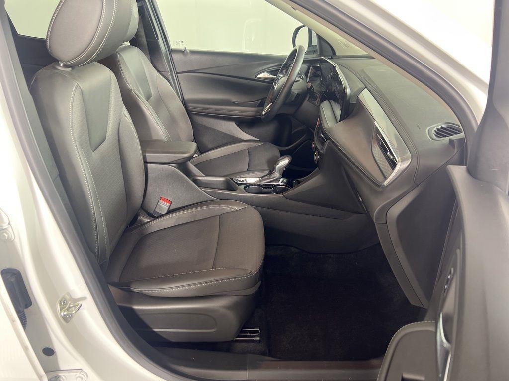 Used 2024 Summit White Buick Preferred image 12