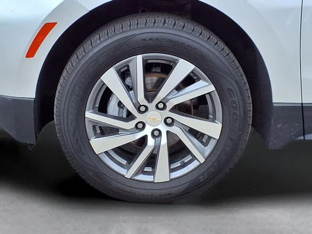 Used 2022 Silver Chevrolet LT image 12