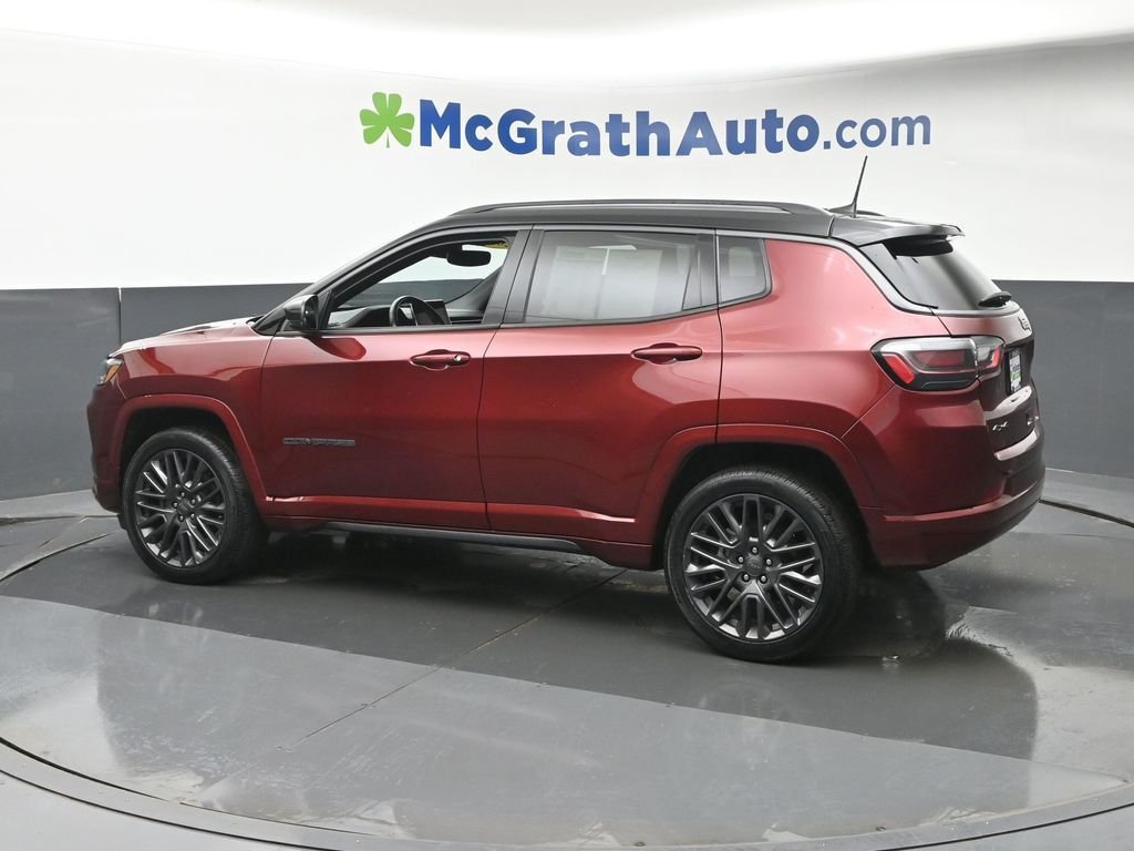 Used 2022 Red Jeep Limited image 22