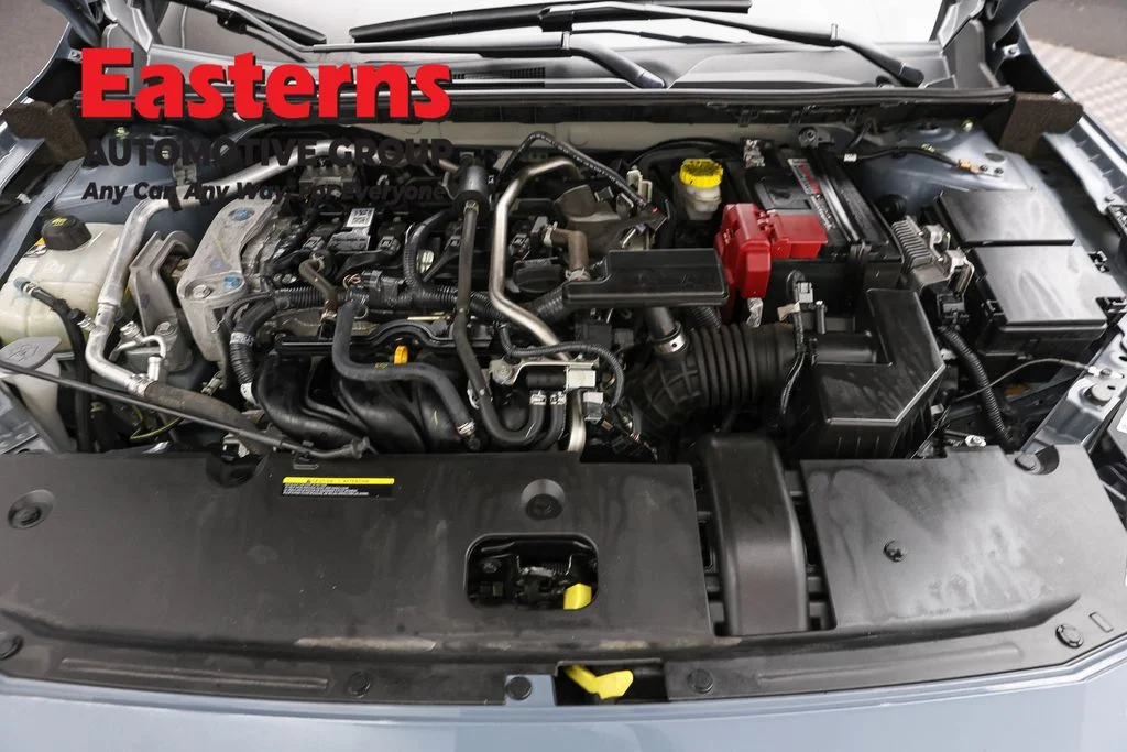 Used 2024 Gray Nissan SV image 7