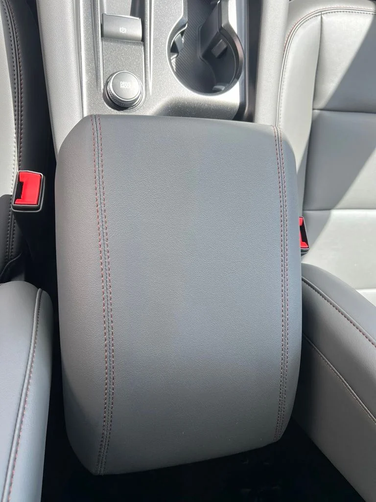 New 2026 Carbonized Gray Metallic Ford Active image 18