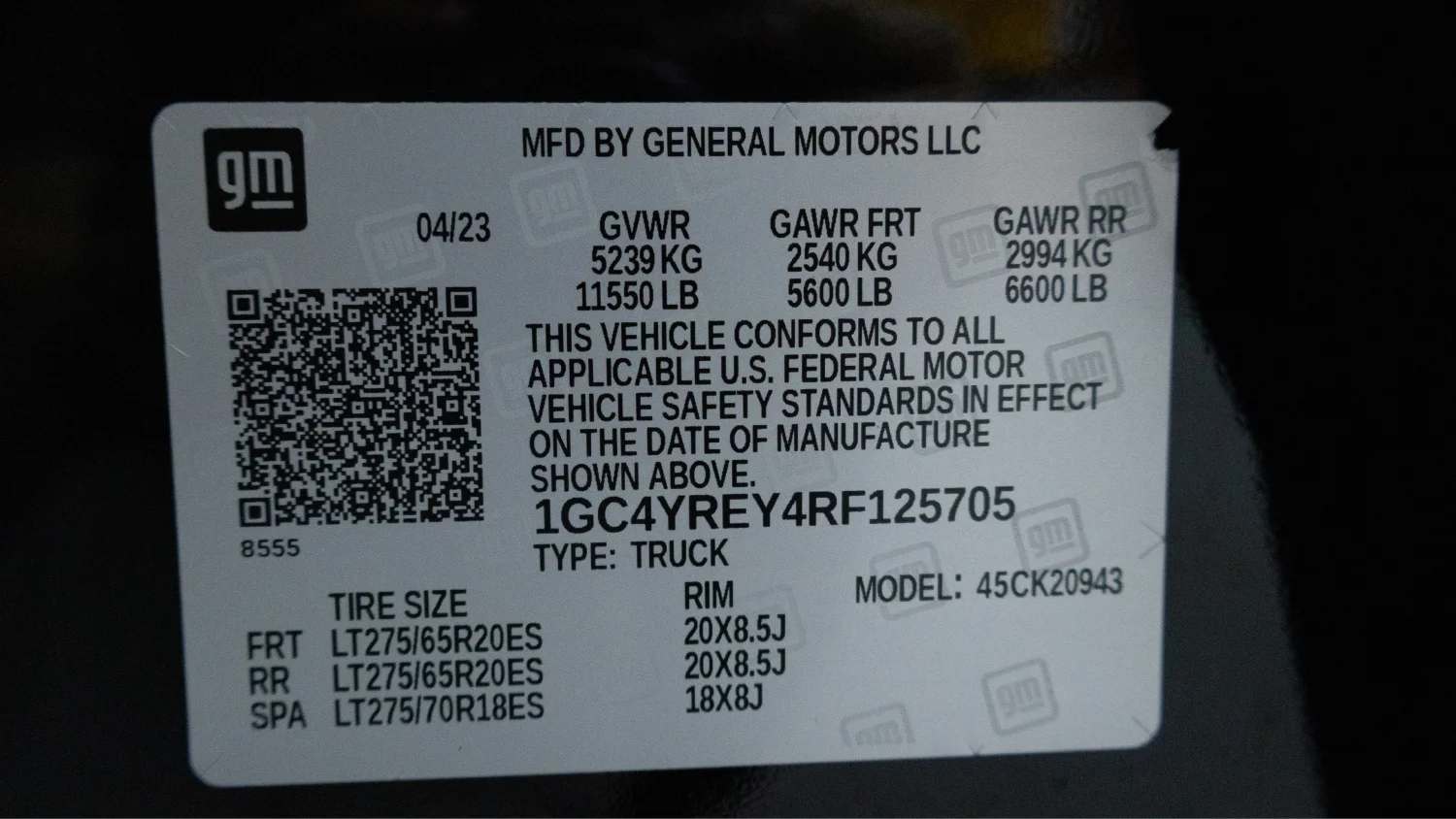 Used 2024 Black Chevrolet High Country image 25