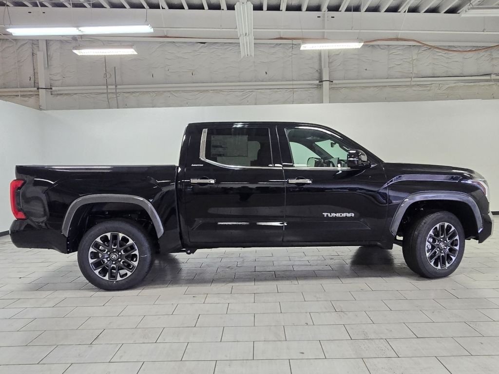 2026 Toyota Tundra Limited - Photo 17