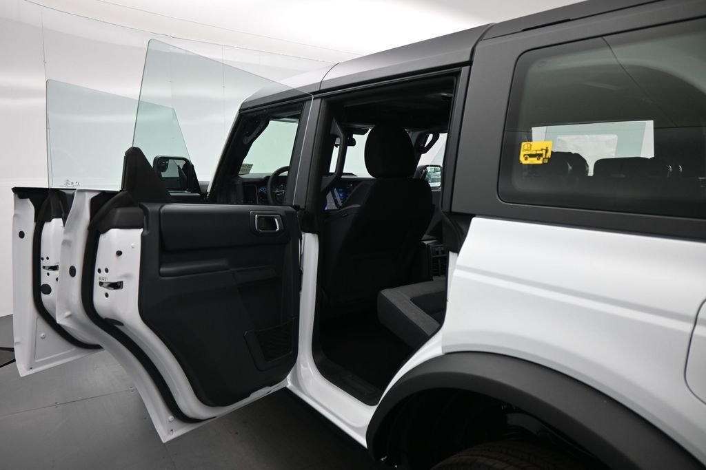 New 2026 Oxford White Ford Base image 17