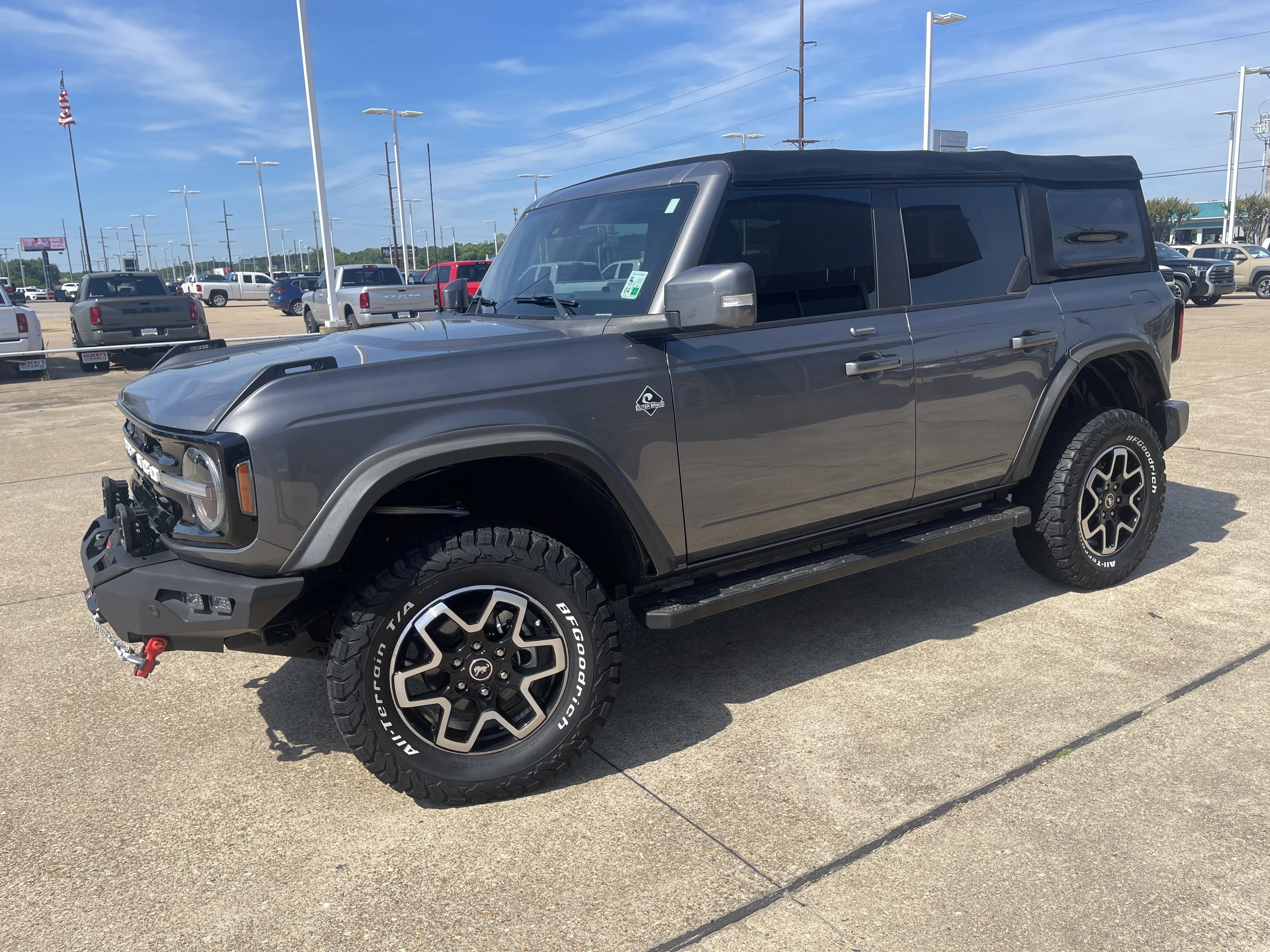 2022 Ford Bronco Outer Banks Advanced 4x4's photo
