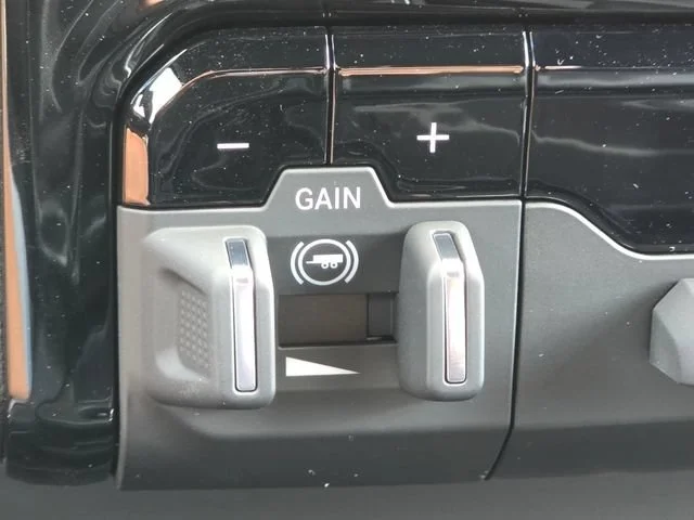 New 2026 Ceramic Gray Clearcoat Ram Laramie image 23