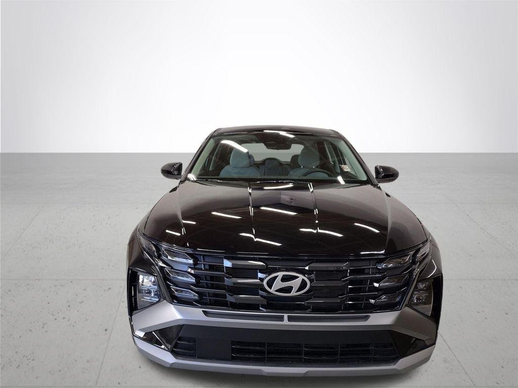 New 2026 Phantom Black Hyundai SE image 4