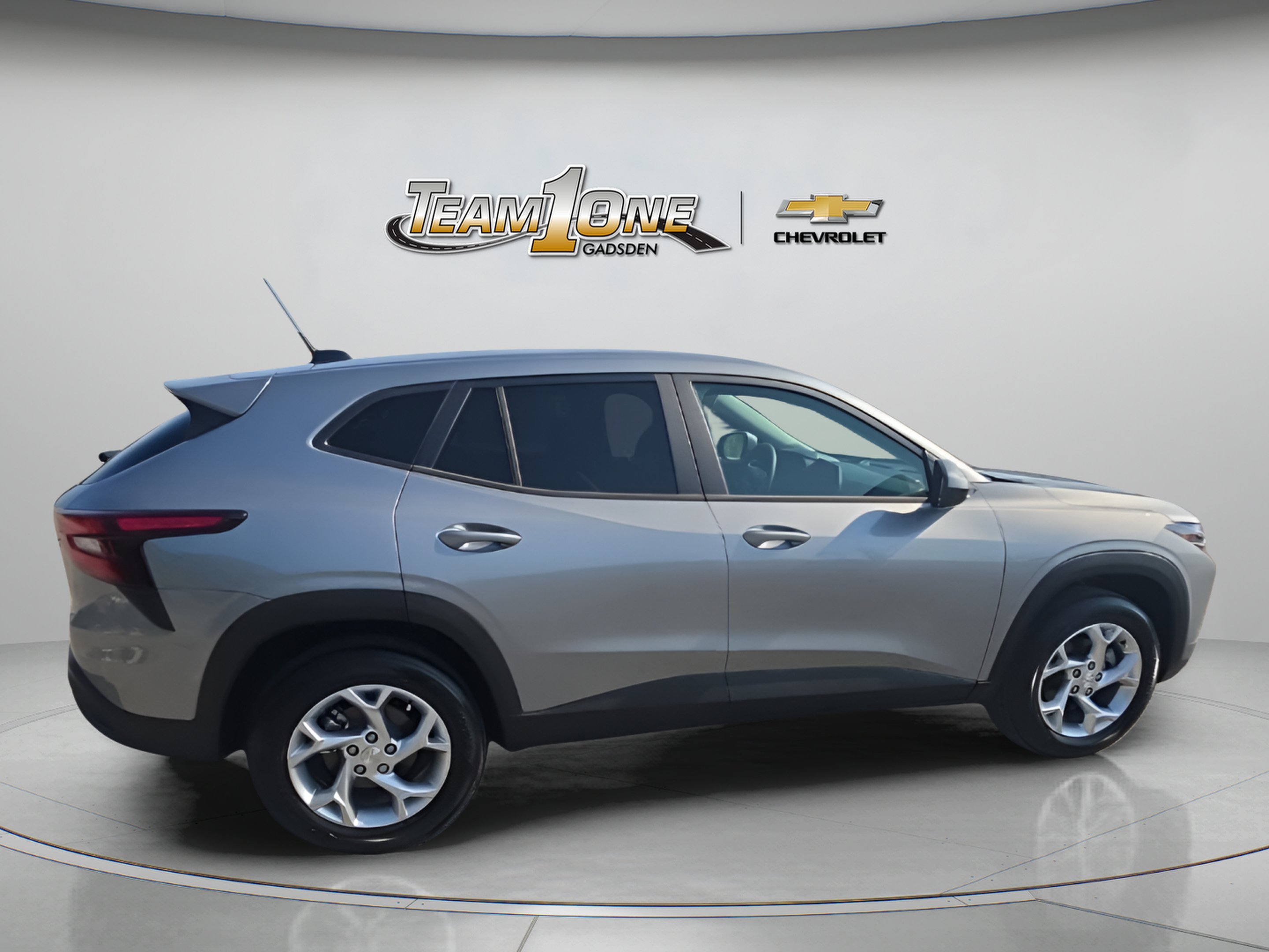 2026 Chevrolet Trax LS - Photo 8