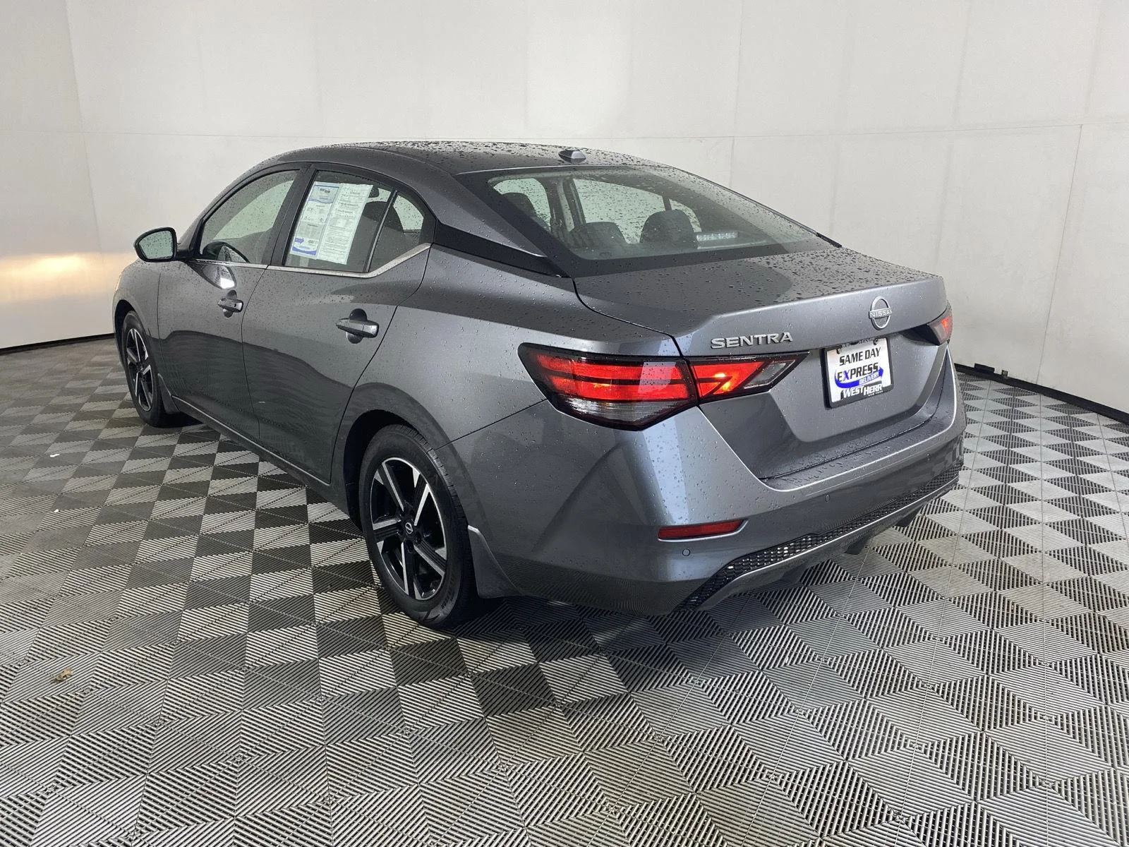 Used 2025 Gun Metallic Nissan SV image 5
