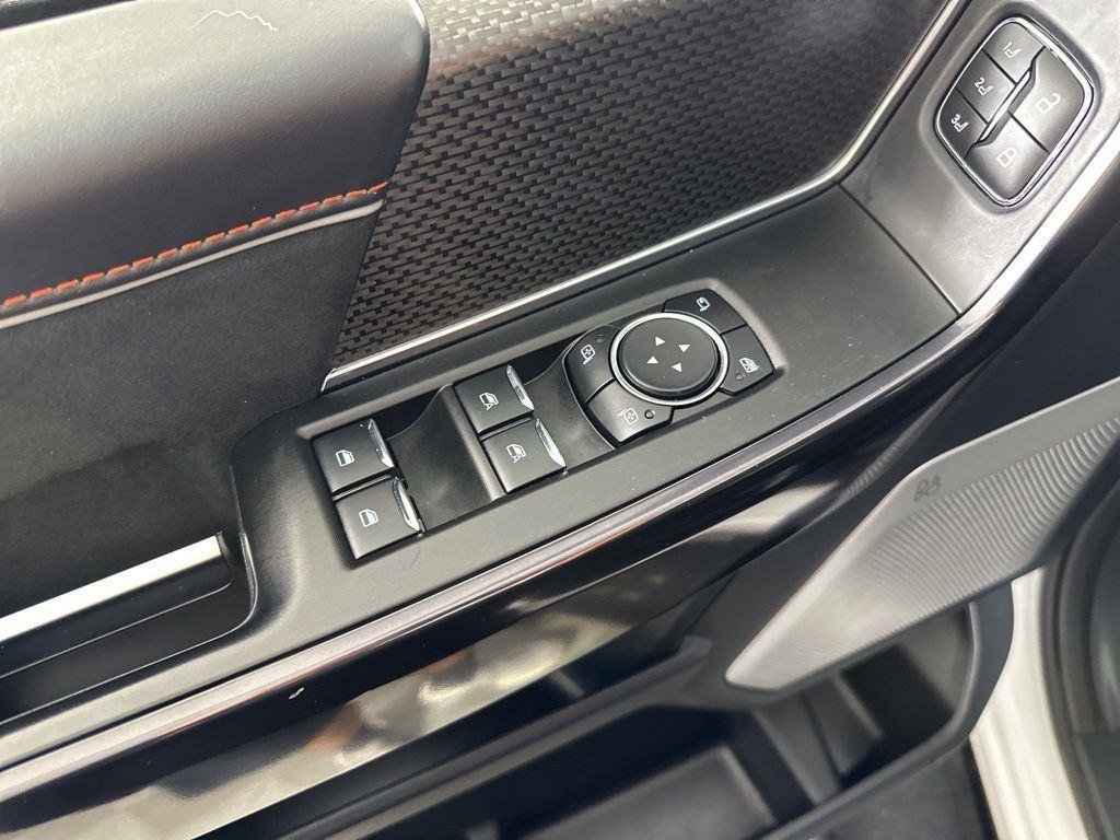 Used 2025 Oxford White Ford Raptor image 26