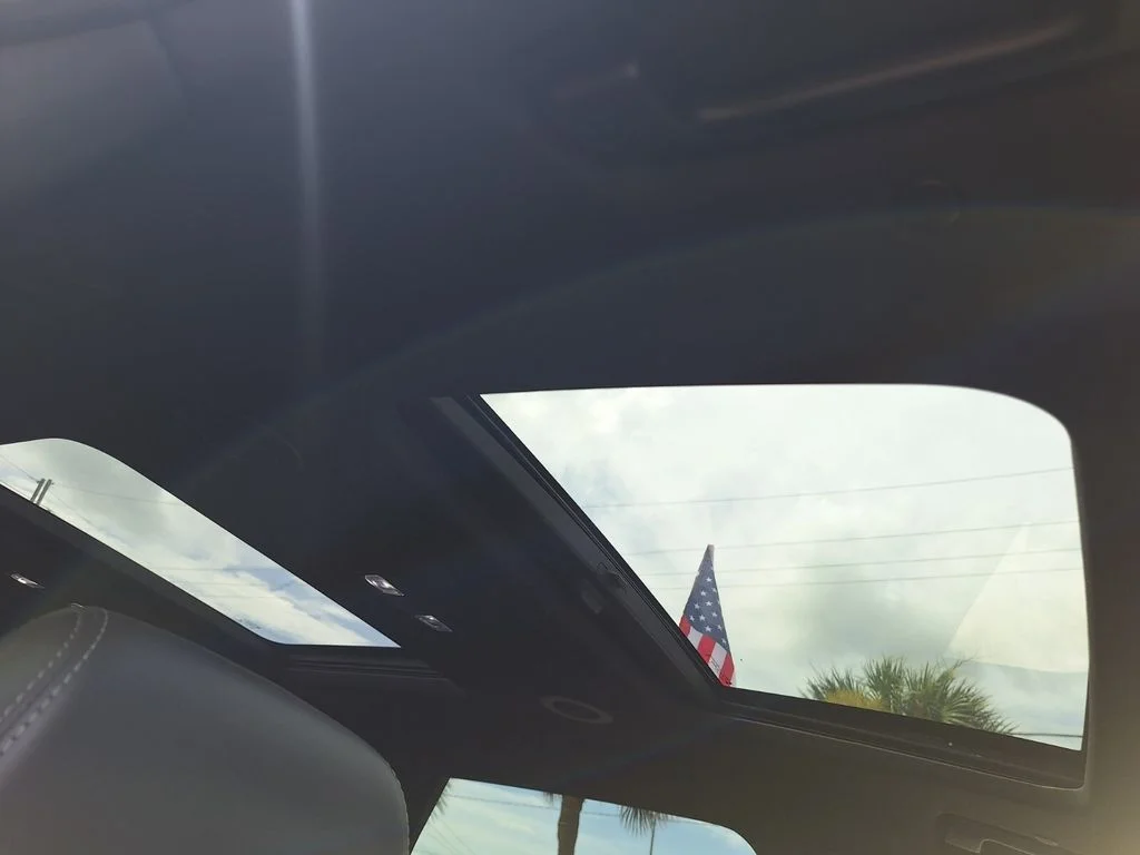 Used 2023 Black Buick Essence image 32