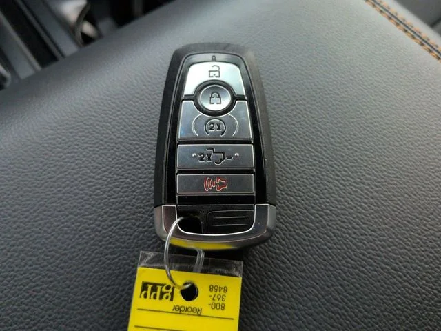 Certified Used 2025 Oxford White Ford Tremor image 16