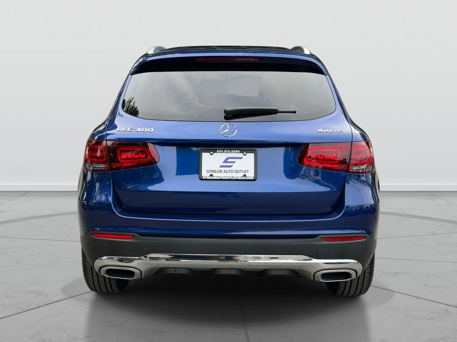 Used 2021 Blue Mercedes-Benz GLC 300 image 5