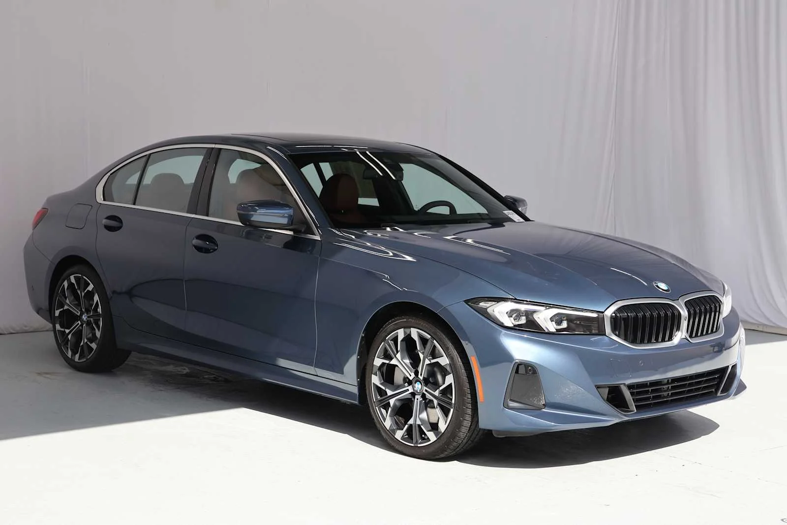 Certified Used 2025 Arctic Race Blue metallic BMW 330i image 3