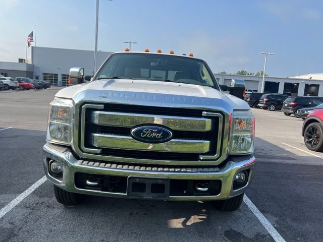 Used 2015 White Ford Lariat image 3