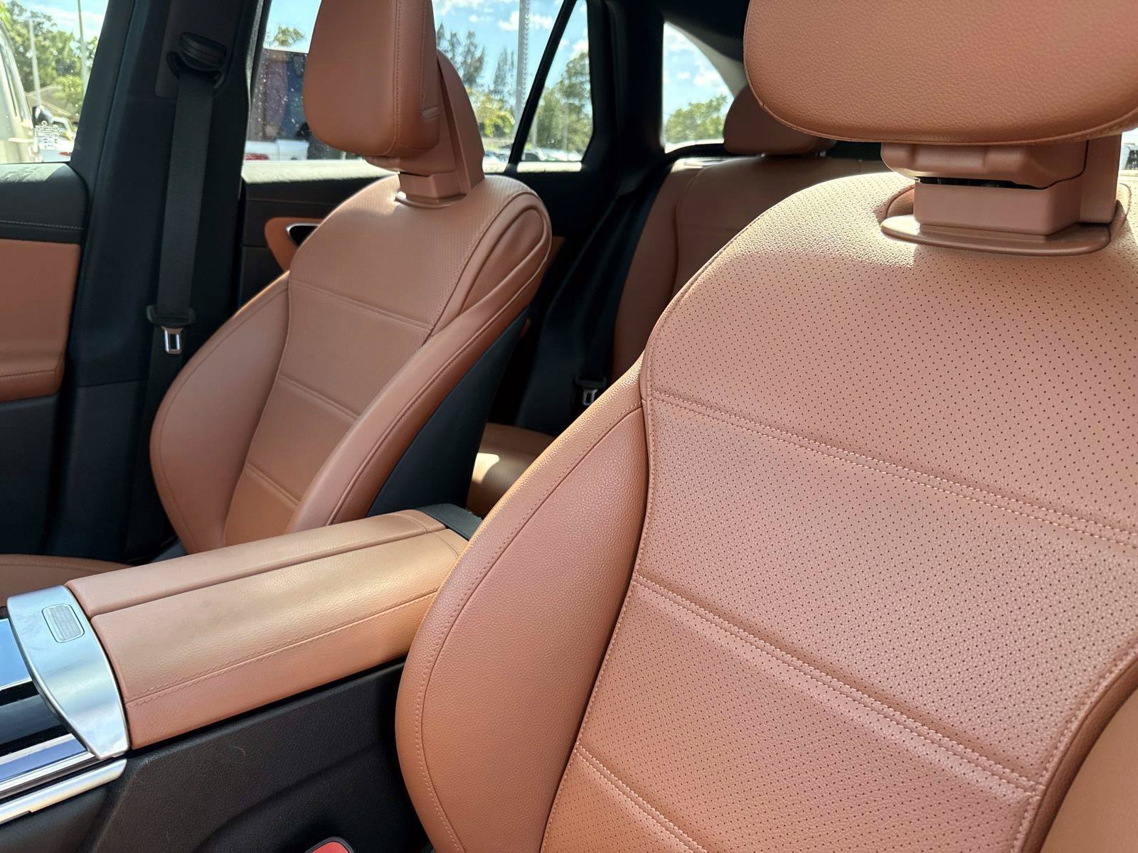 Certified Used 2023 White Mercedes-Benz 300 image 22