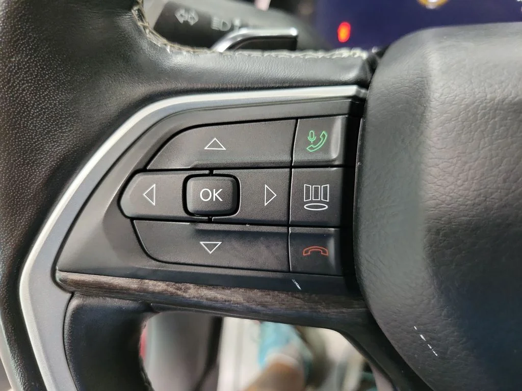 Used 2021 Red Jeep Limited image 37