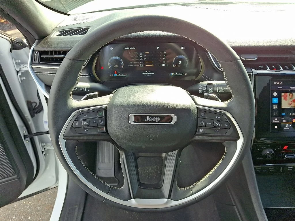 Used 2023 White Jeep Altitude 4x4 image 26
