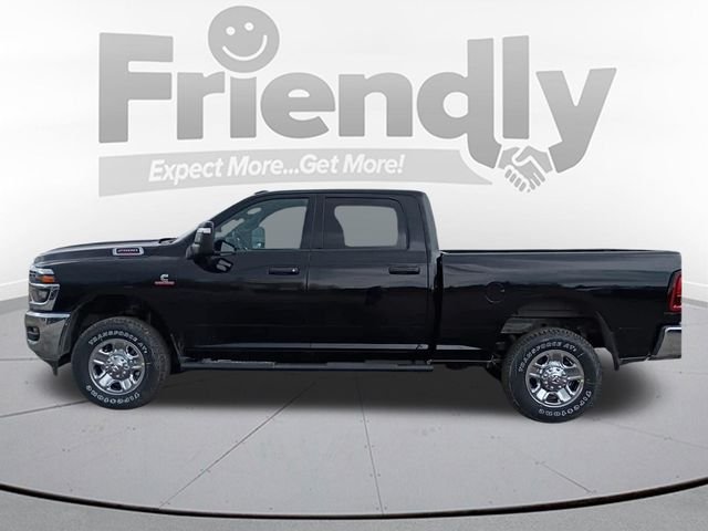 New 2026 Diamond Black Crystal Pearl-Coat Exterior Paint RAM Tradesman image 11
