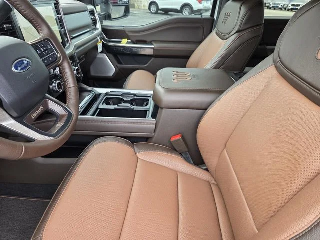 New 2026 Star White Metallic Tri-Coat Ford F-250® King Ranch® image 23