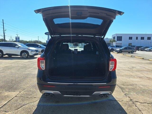 Used 2022 Forged Green Metallic Ford King Ranch image 35