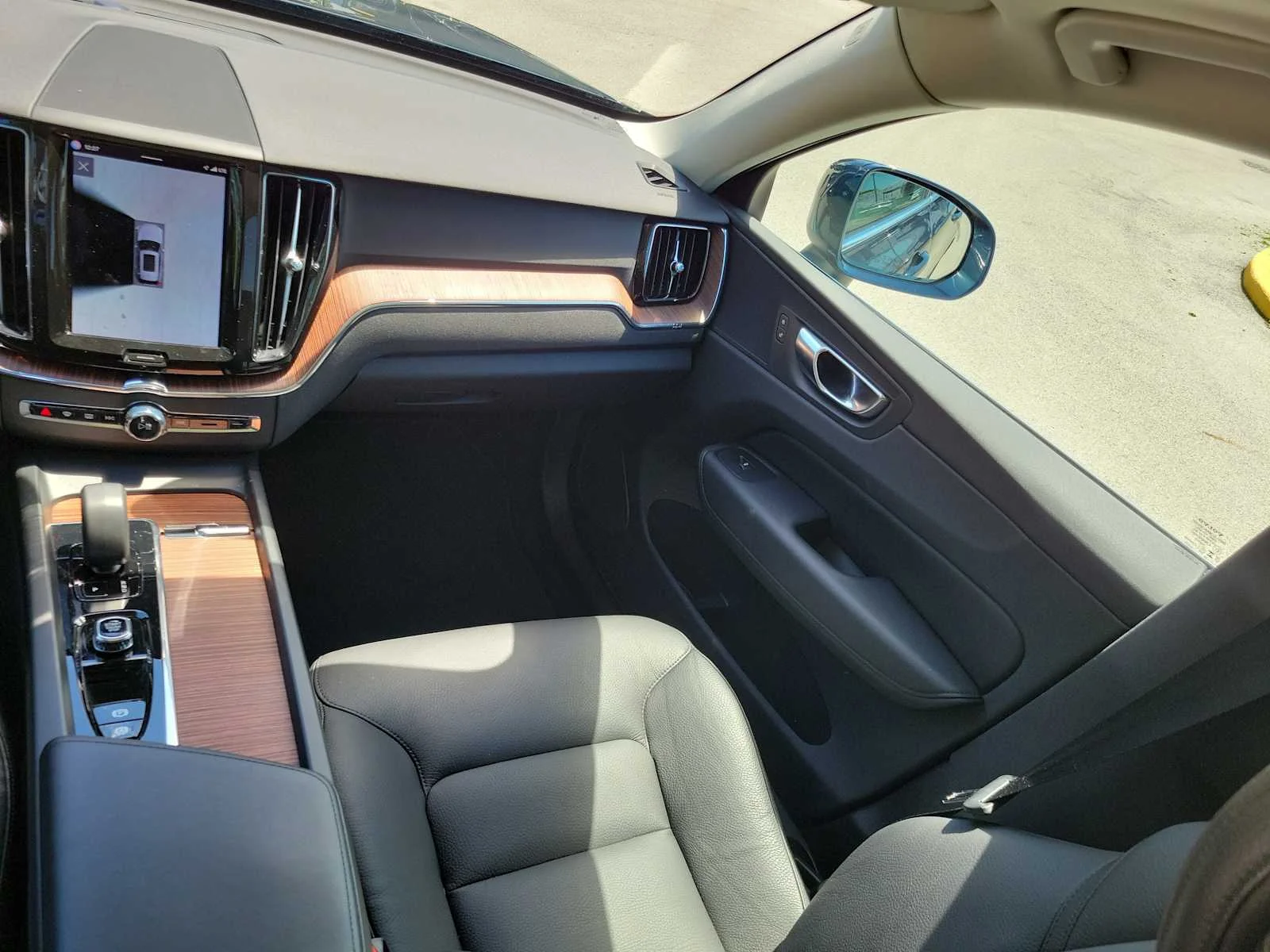 Used 2023 Blue Volvo Plus Bright Theme image 14
