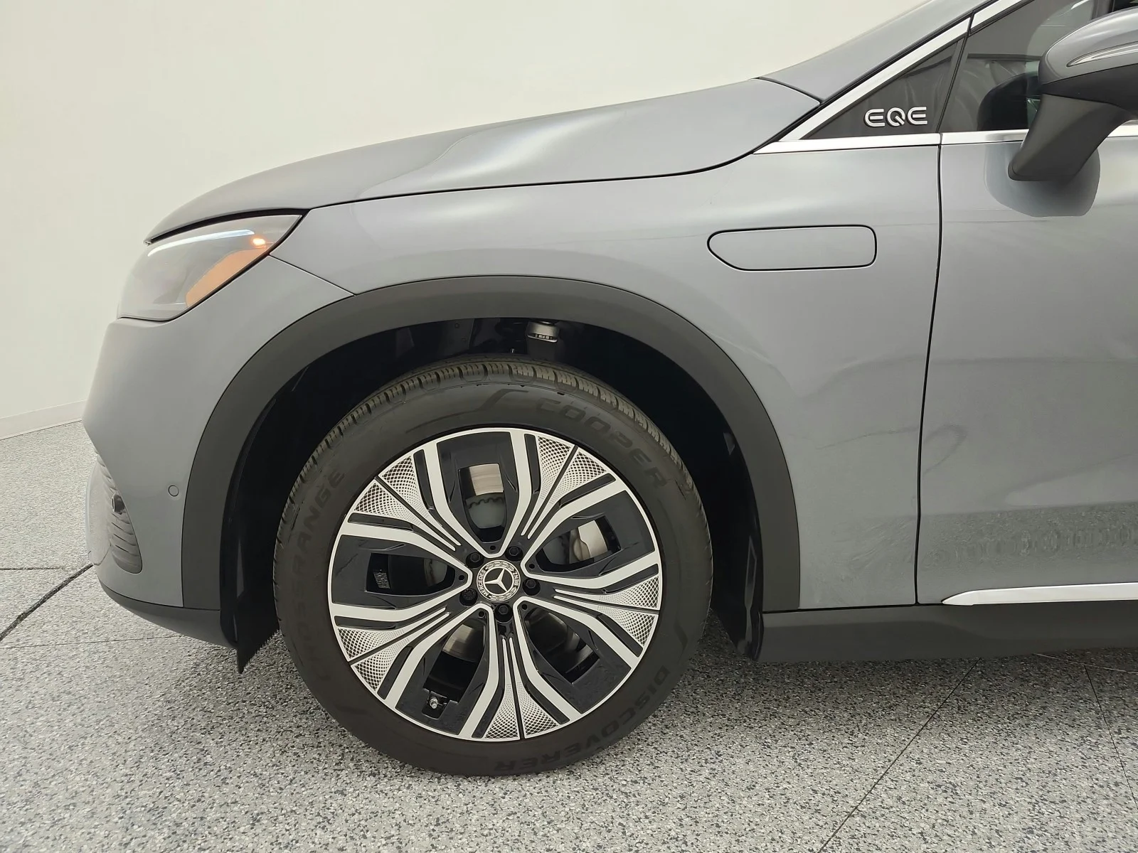 Certified Used 2023 Selenite Grey Metallic Mercedes-Benz EQE 350+ SUV image 17