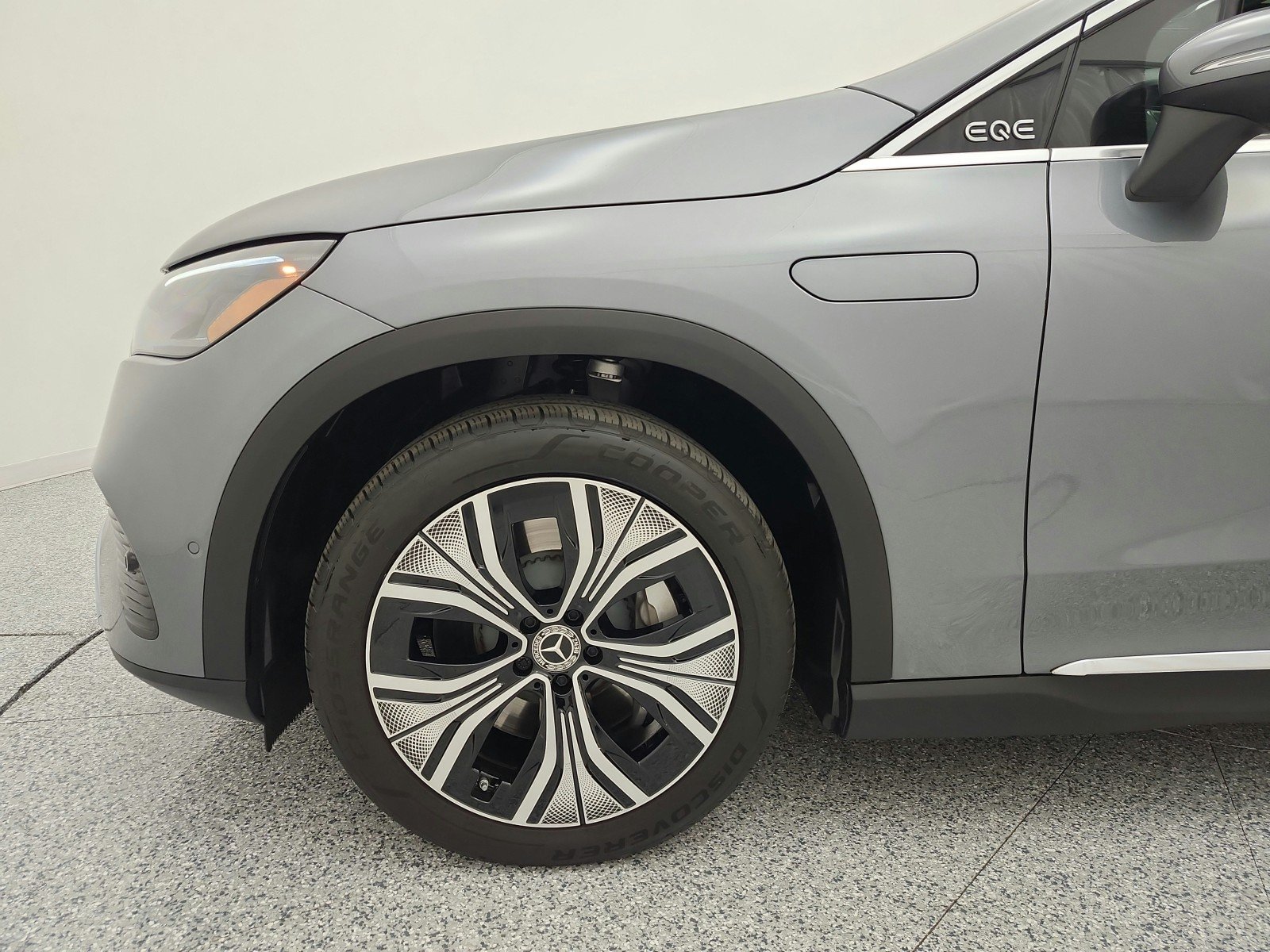 Certified Used 2023 Selenite Grey Metallic Mercedes-Benz EQE 350+ SUV image 17
