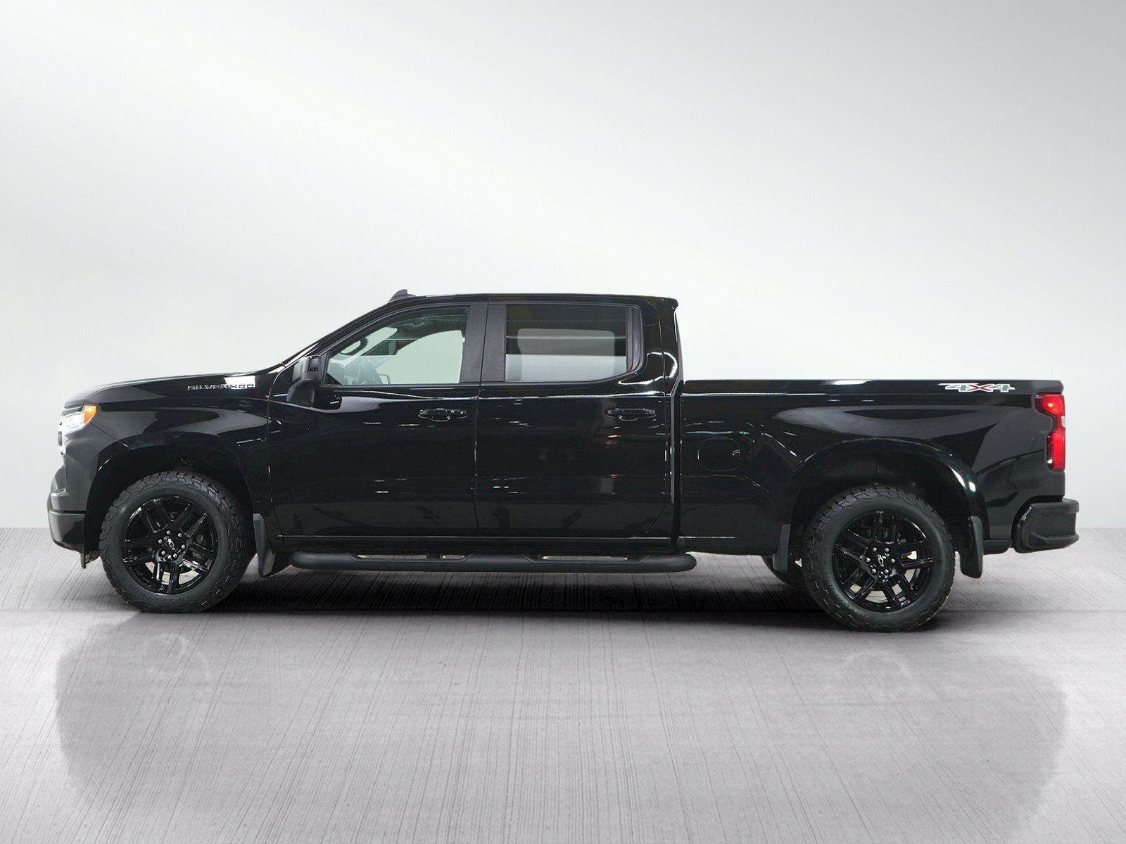 Used 2024 Chevrolet Silverado 1500 RST with VIN 1GCPDEEKXRZ197407 for sale in Minneapolis, Minnesota