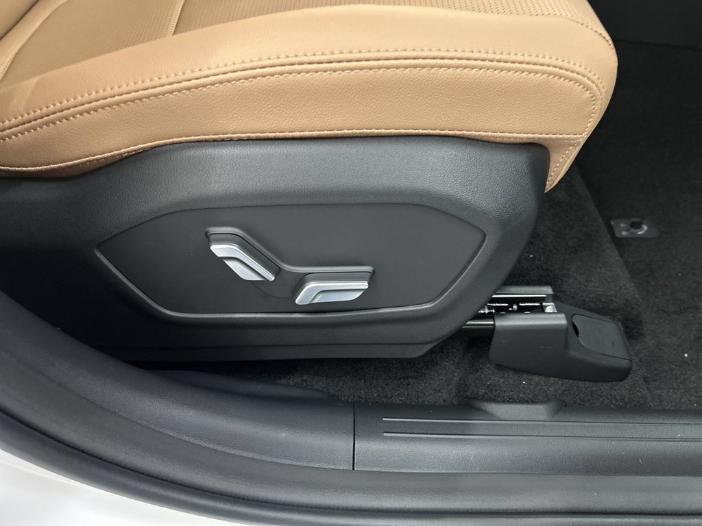 New 2026 White Hyundai Limited AWD image 19