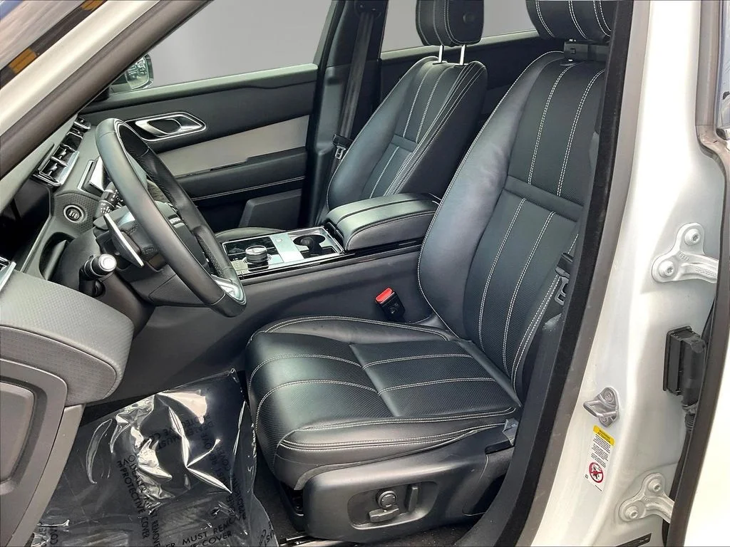 Used 2020 Fuji White Land Rover P250 R-Dynamic S image 20