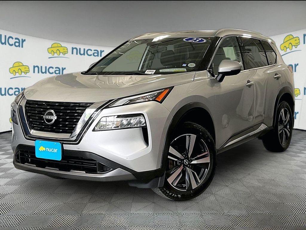 Certified Used 2023 Silver Nissan SL image 3