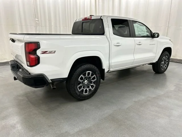 2026 Chevrolet Colorado Z71 - Photo 4