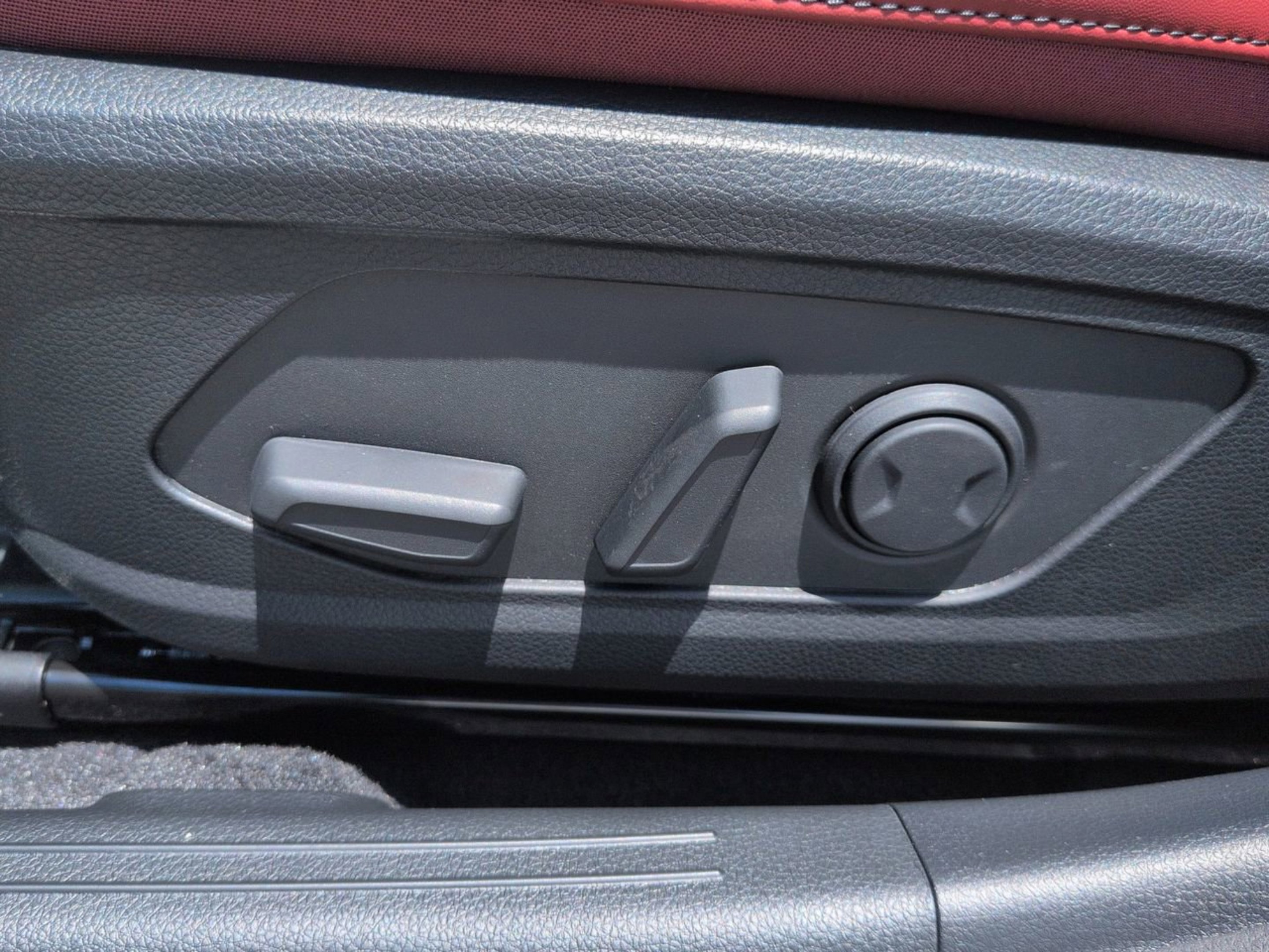 New 2026 Snow White Pearl Kia GT-Line image 22