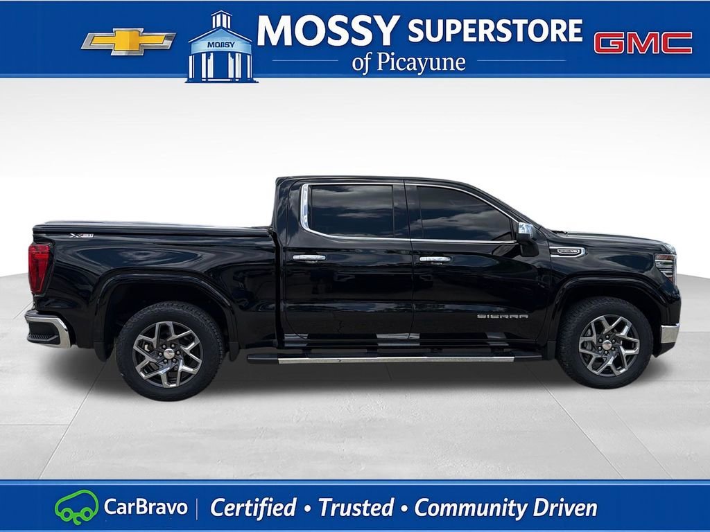 2023 GMC Sierra 1500 SLT - Photo 7