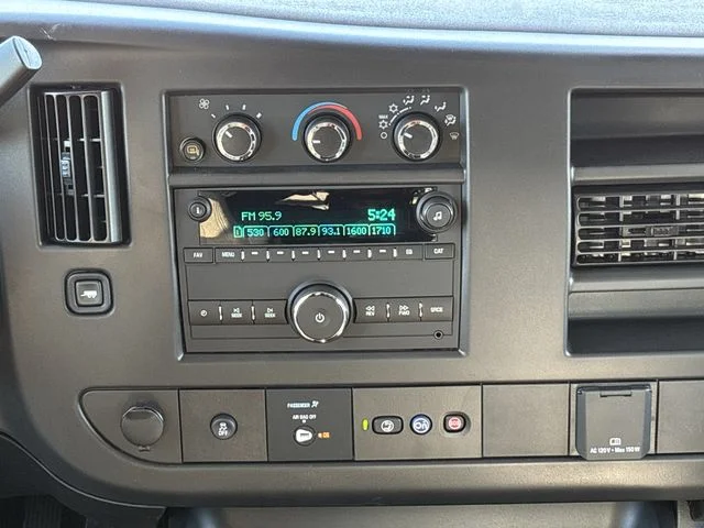 2025 GMC Savana Cargo Work Van - Photo 65