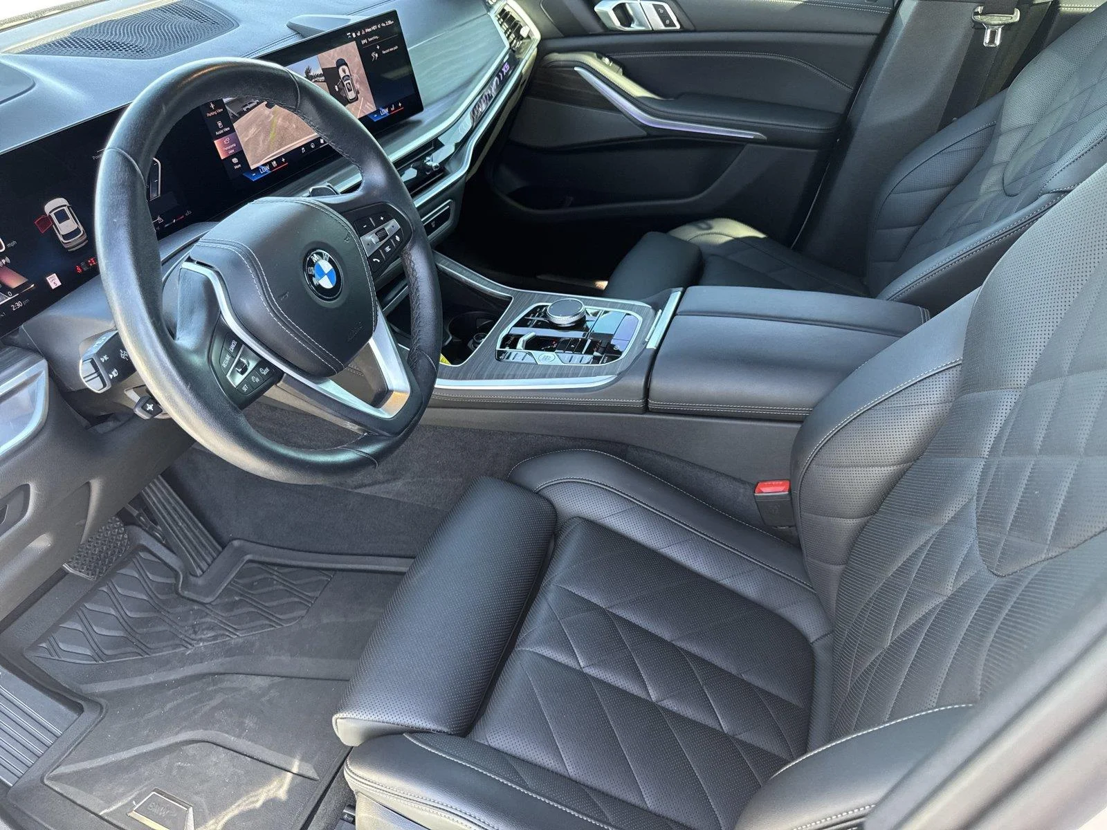 Used 2024 Mineral White Metallic BMW sDrive40i image 12