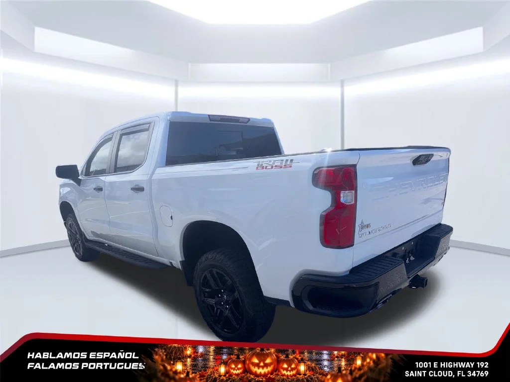 Used 2024 Summit White Chevrolet LT Trail Boss image 3