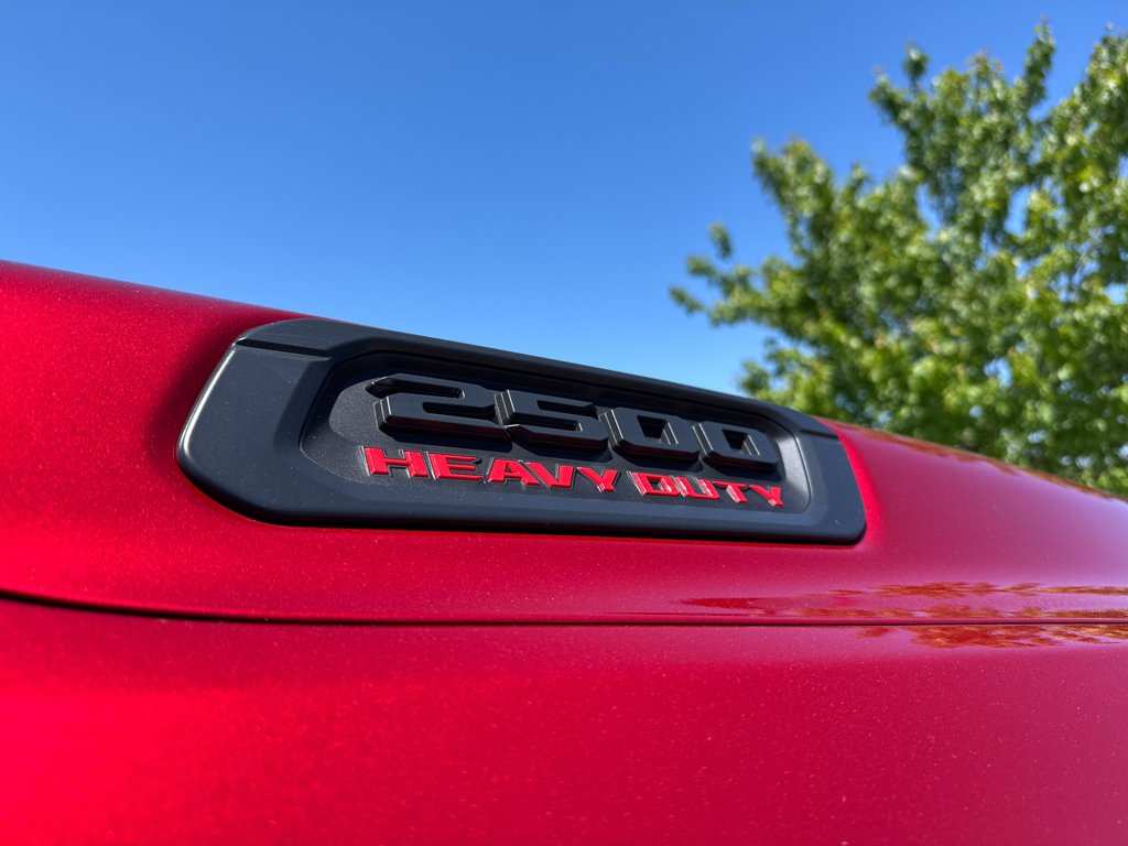 New 2026 Molten Red Pearl-Coat Exterior Paint RAM Big Horn image 25