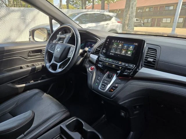 Used 2023 Sonic Gray Pearl Honda Sport image 22