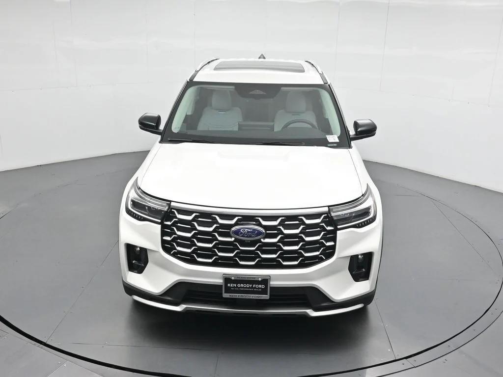 New 2026 White Ford Platinum image 34