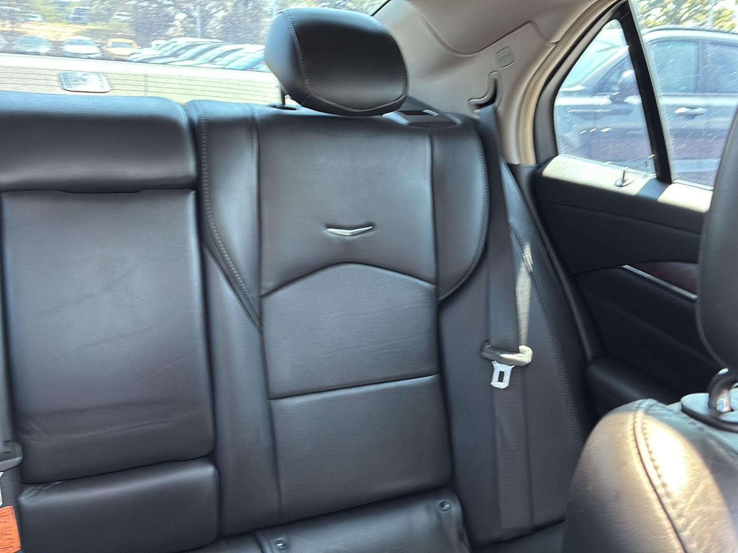 Used 2019 Black Raven Cadillac Luxury AWD image 18